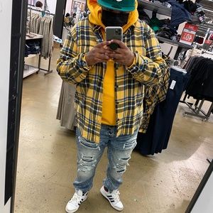 Meet your Posher, Devin